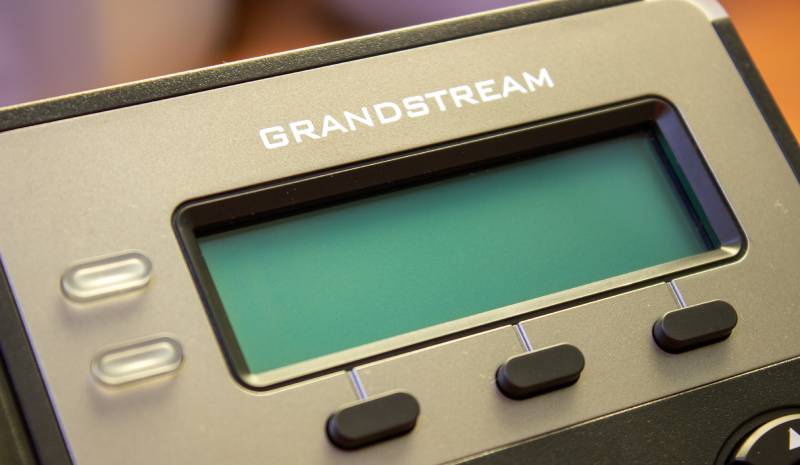 Critical flaw in Grandstream GXP1600 VoIP phones could lead to call ...
